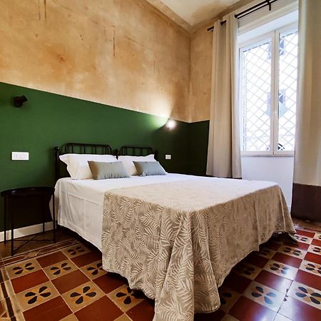 Donna Oliva Guest House Palermo Eksteriør billede