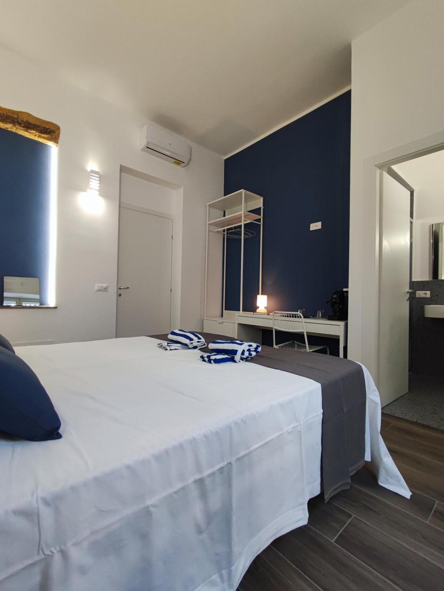 Donna Oliva Guest House Palermo Eksteriør billede