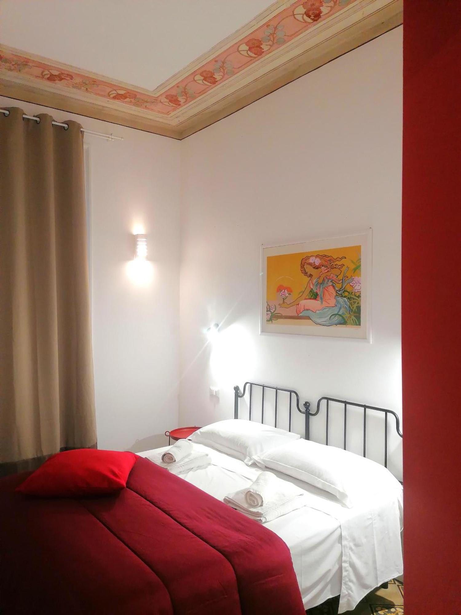 Donna Oliva Guest House Palermo Eksteriør billede